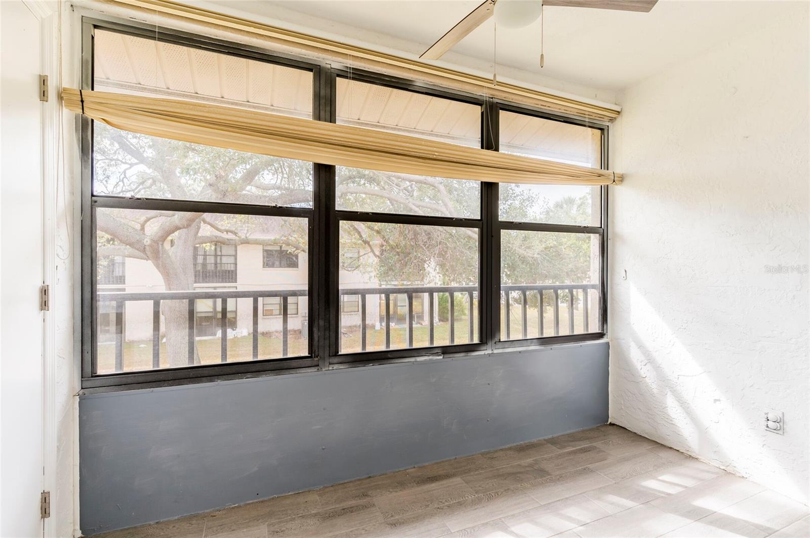 Image 15 of 27 For 2275 62nd Avenue N 5202