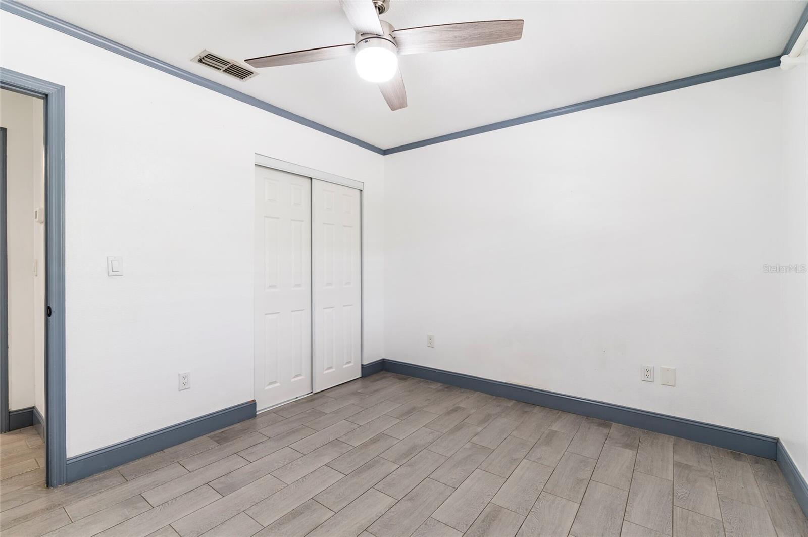 Image 23 of 27 For 2275 62nd Avenue N 5202