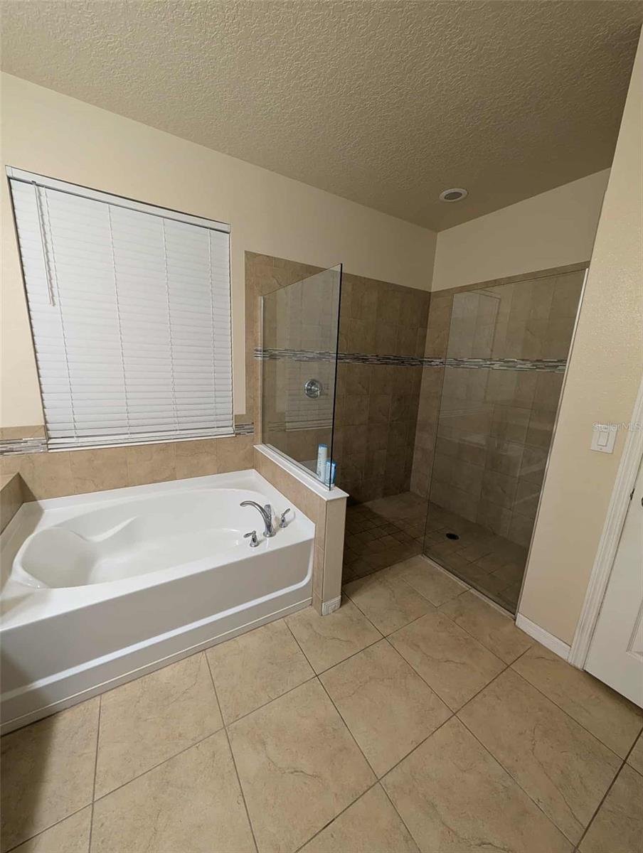 Image 15 of 32 For 2862 Sera Bella Way