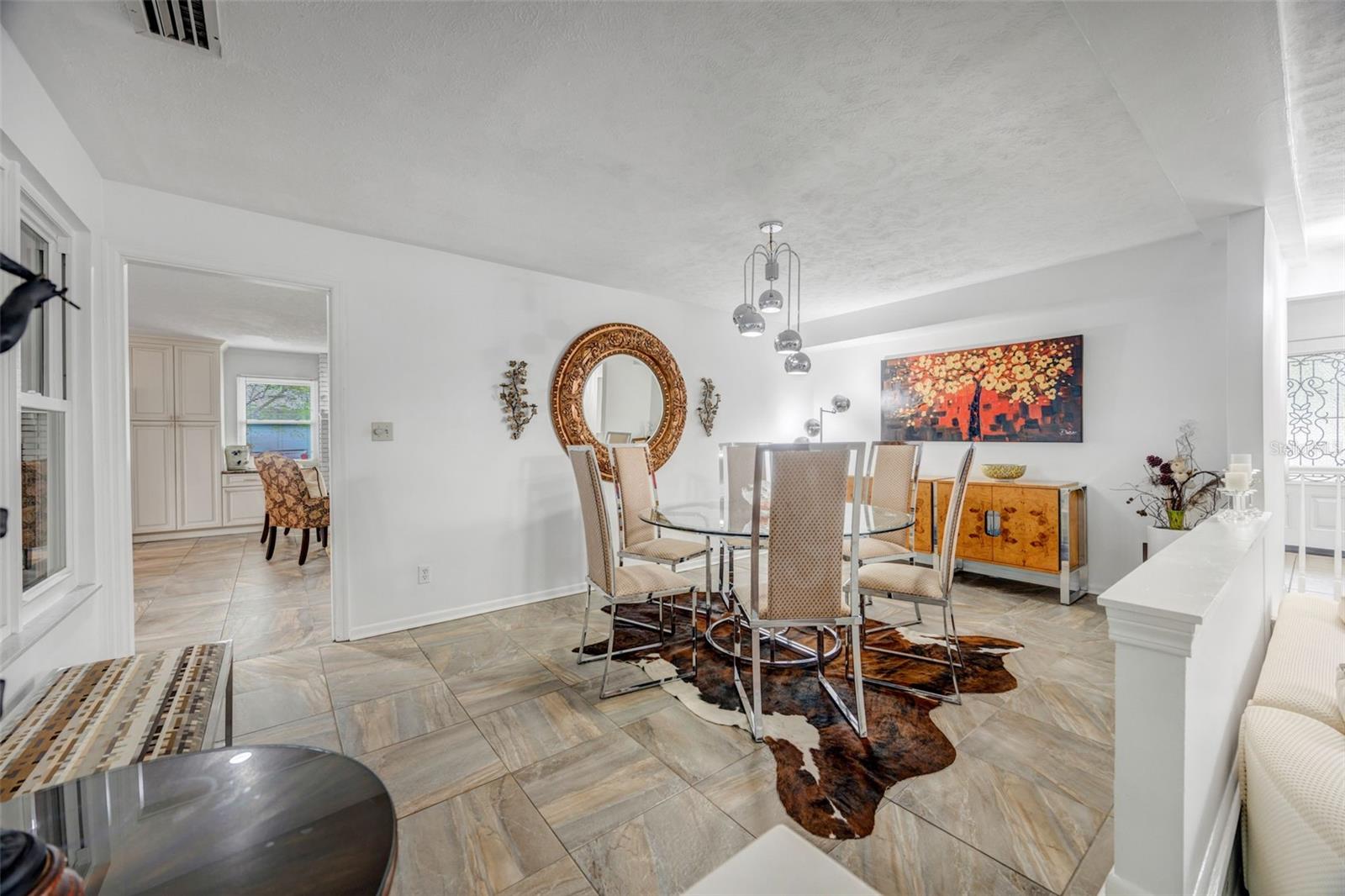 Image 10 of 43 For 18405 Tomlinson Drive