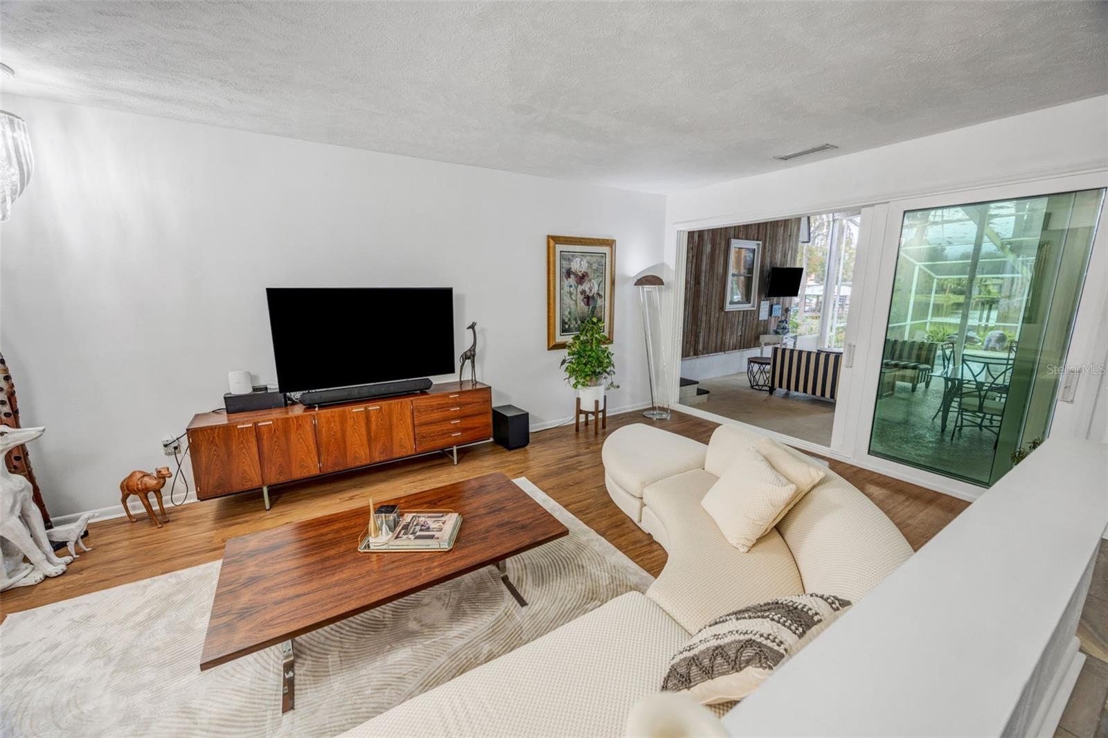 Image 13 of 43 For 18405 Tomlinson Drive