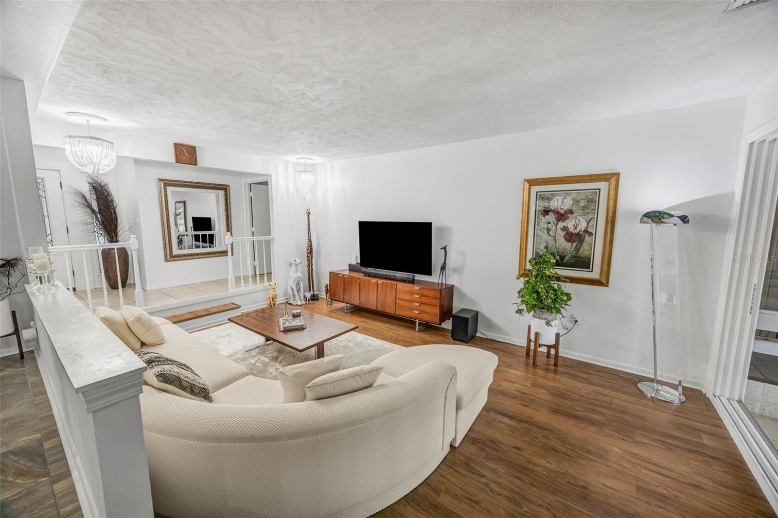 Image 14 of 43 For 18405 Tomlinson Drive