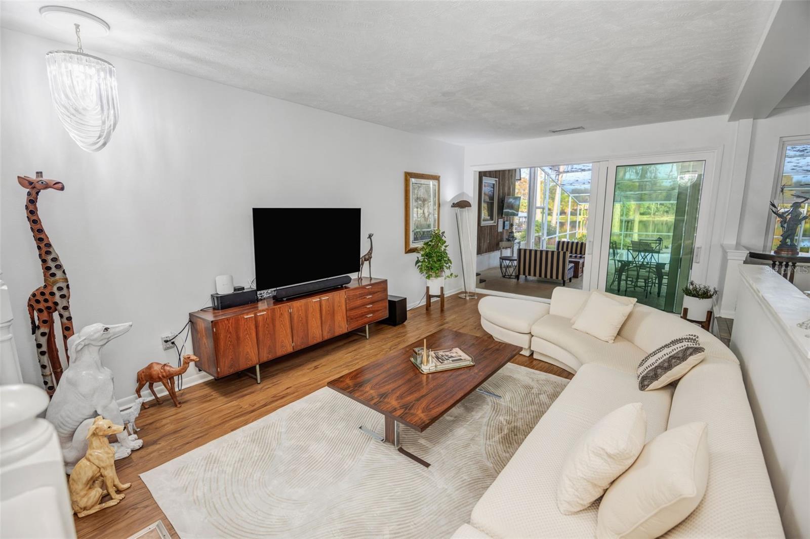 Image 20 of 43 For 18405 Tomlinson Drive