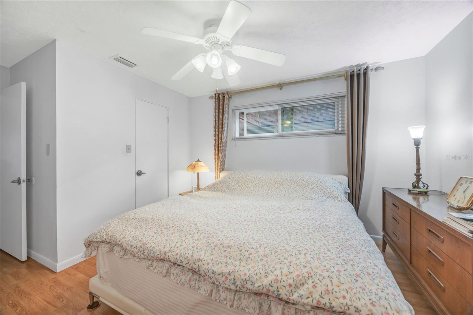 Image 26 of 43 For 18405 Tomlinson Drive