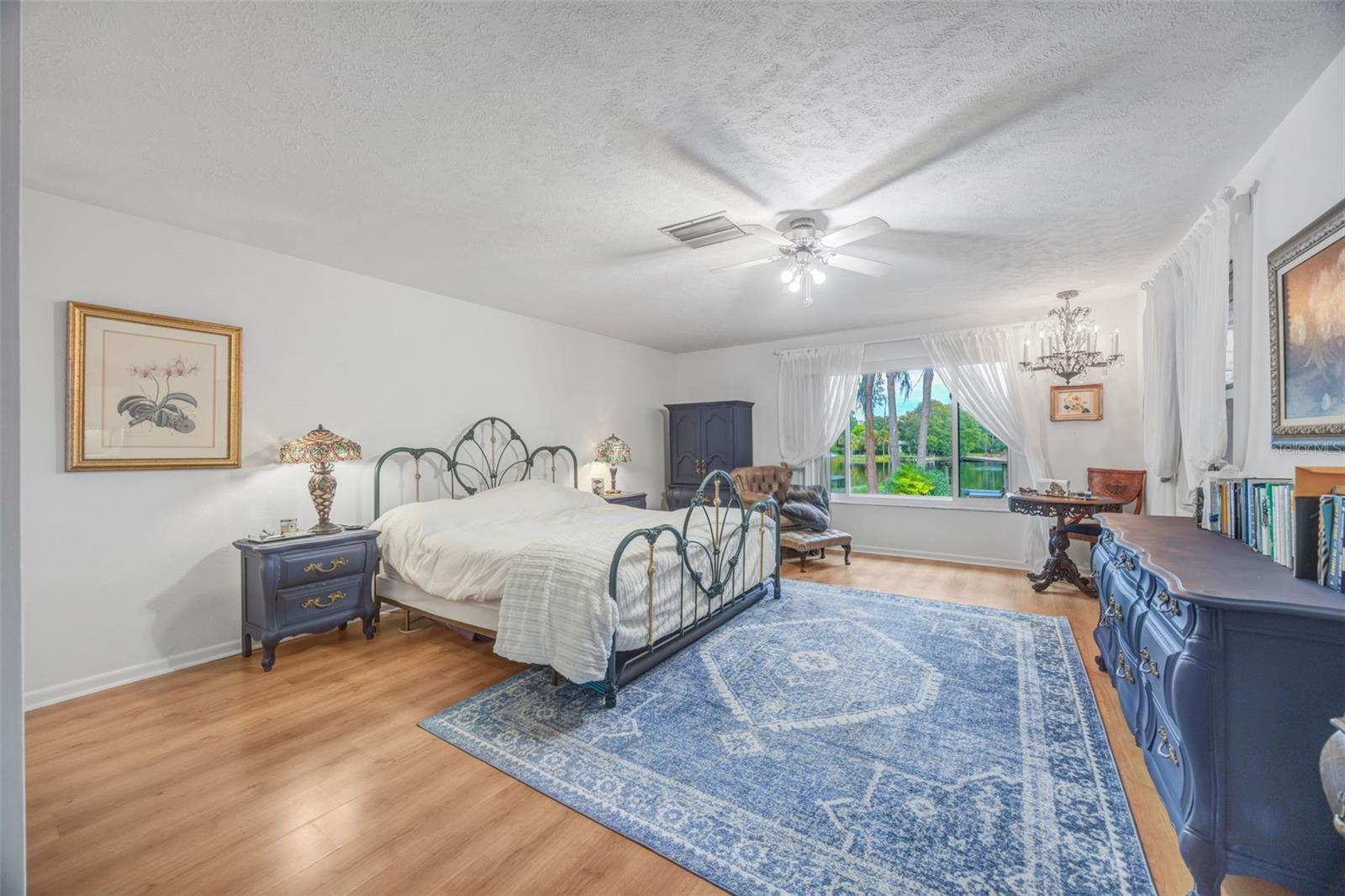 Image 28 of 43 For 18405 Tomlinson Drive