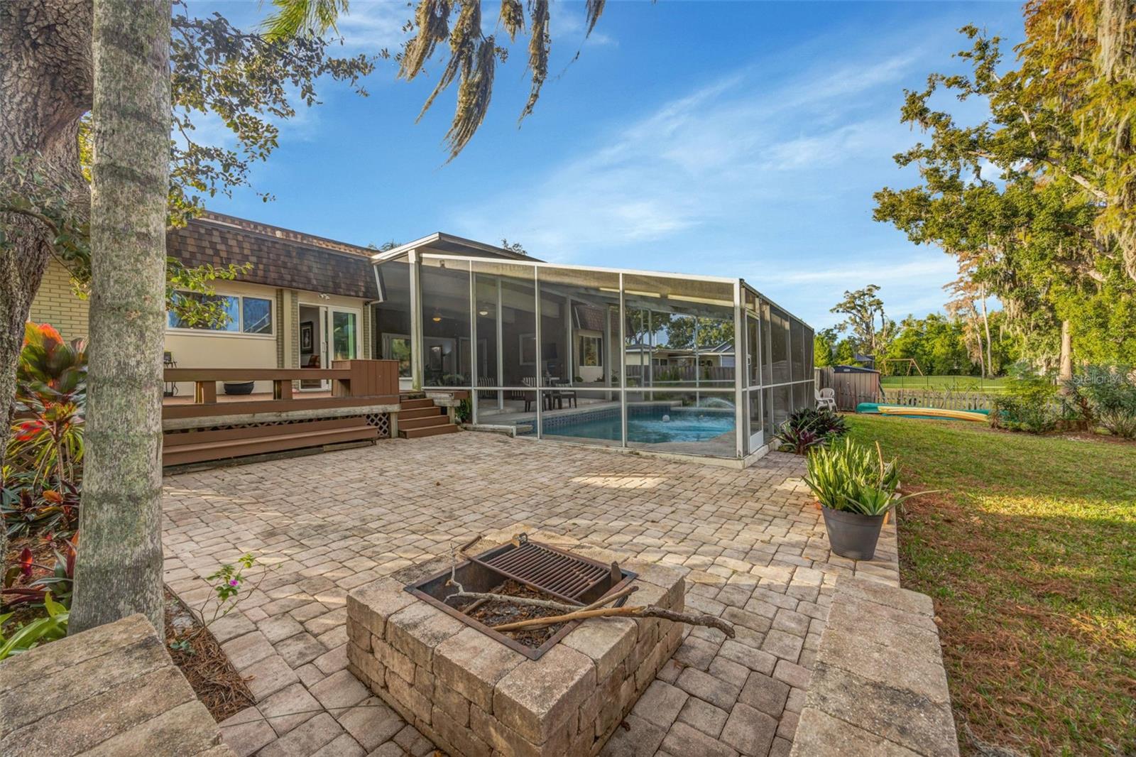 Image 35 of 43 For 18405 Tomlinson Drive