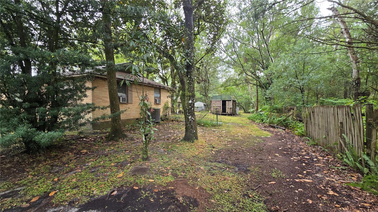 Image 22 of 100 For 18426 Powell Road