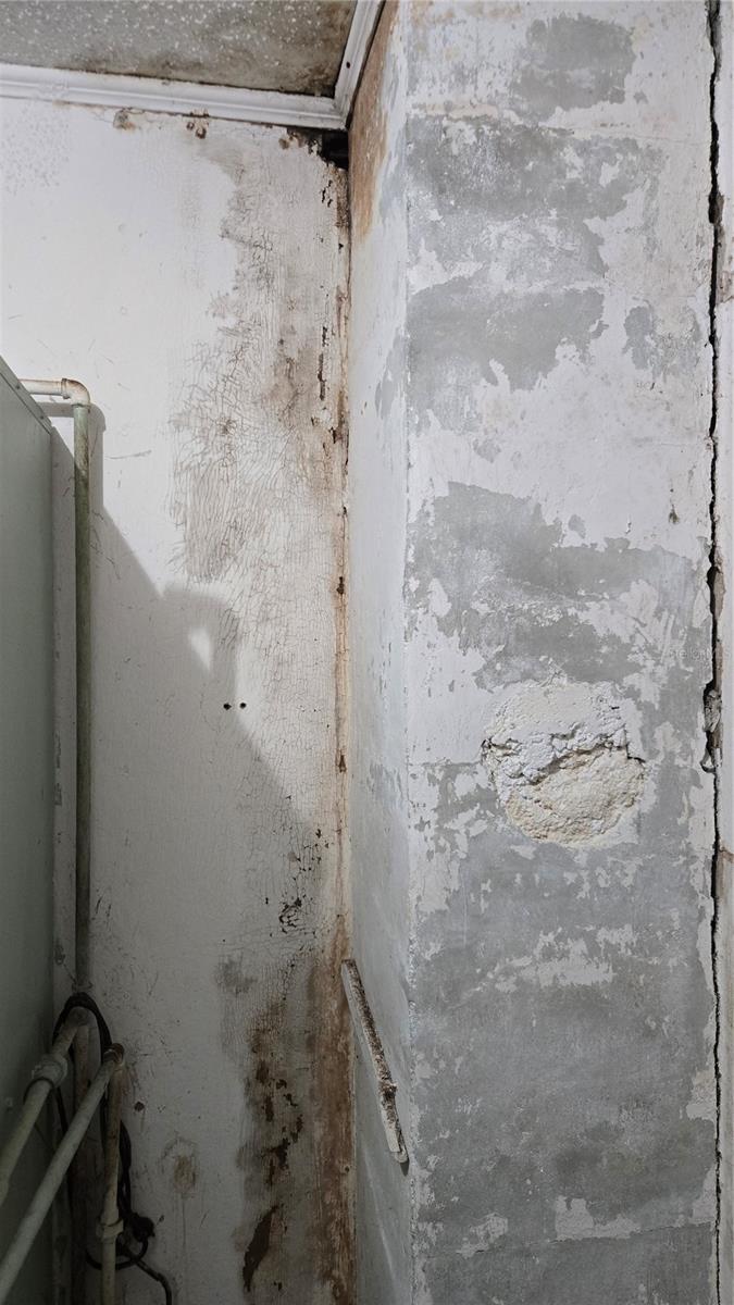 Image 83 of 100 For 18426 Powell Road