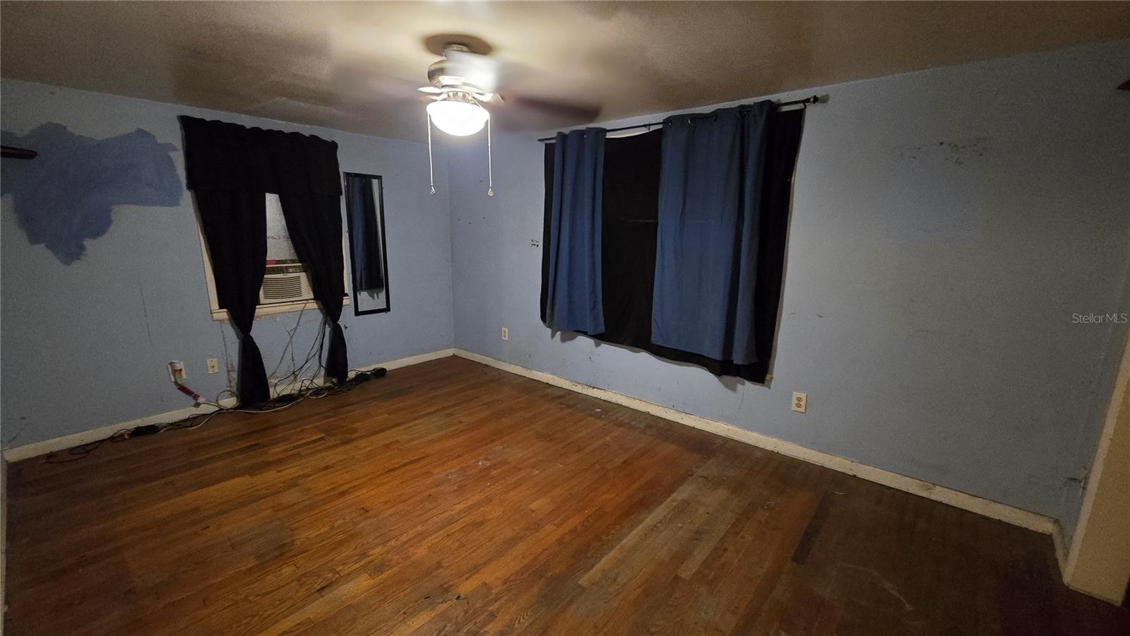 Image 9 of 100 For 18426 Powell Road