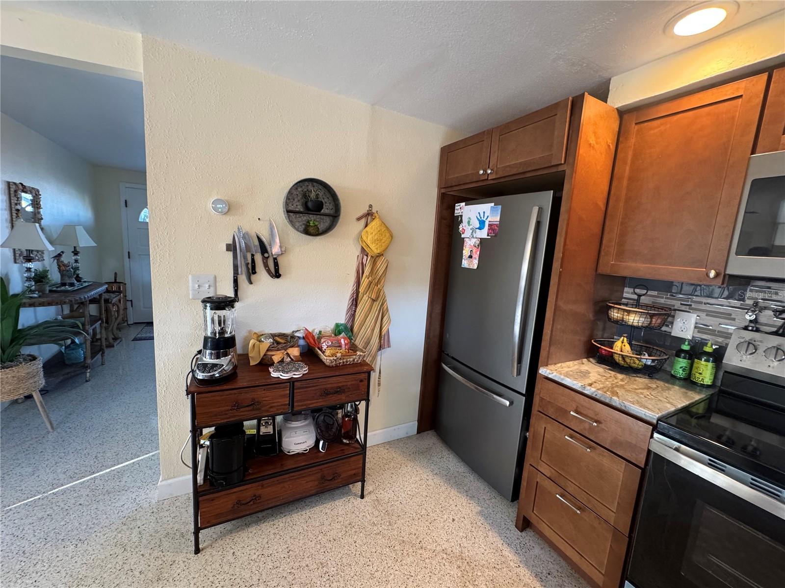 Image 14 of 44 For 4940 Picture Avenue