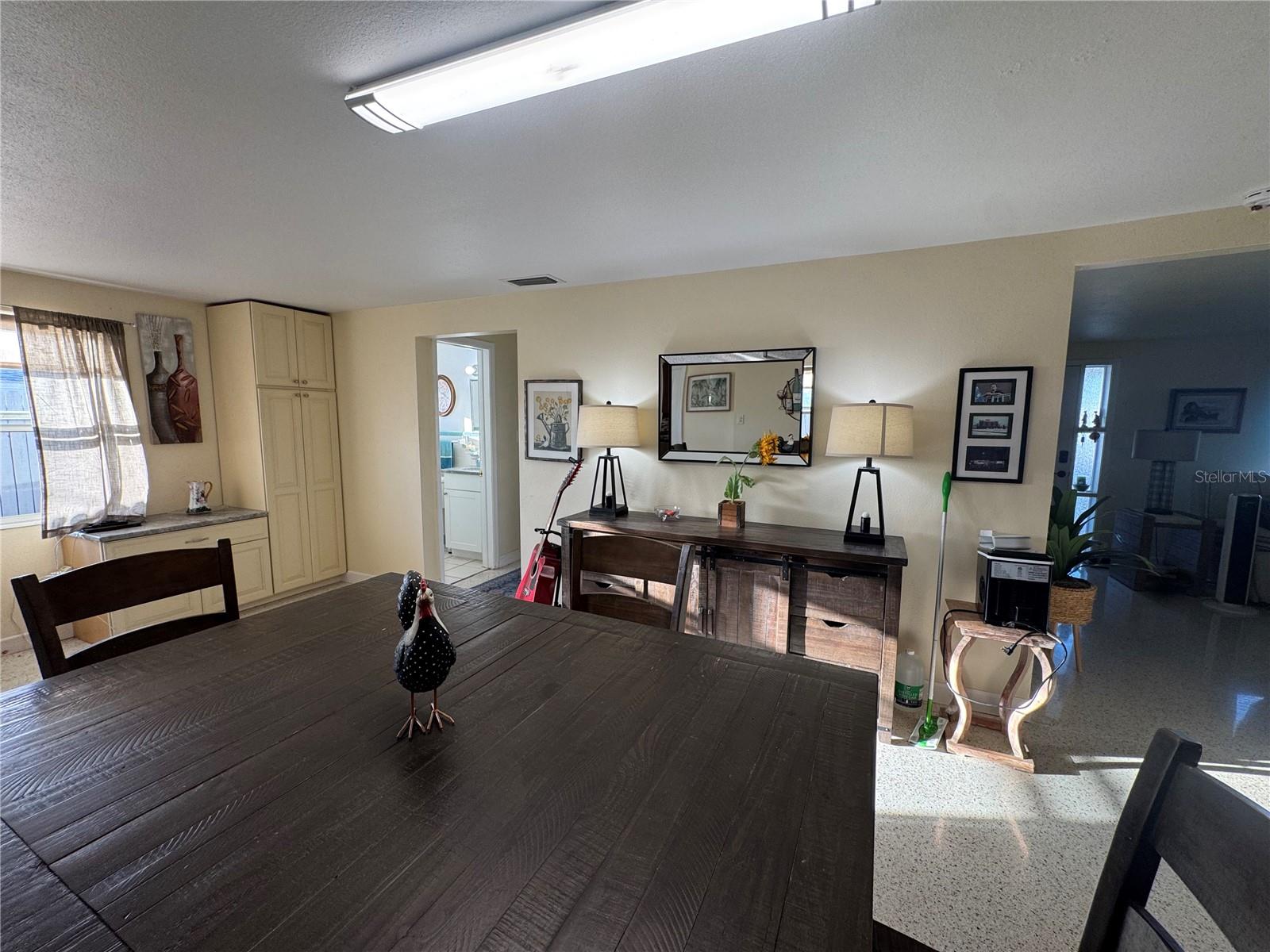 Image 17 of 44 For 4940 Picture Avenue