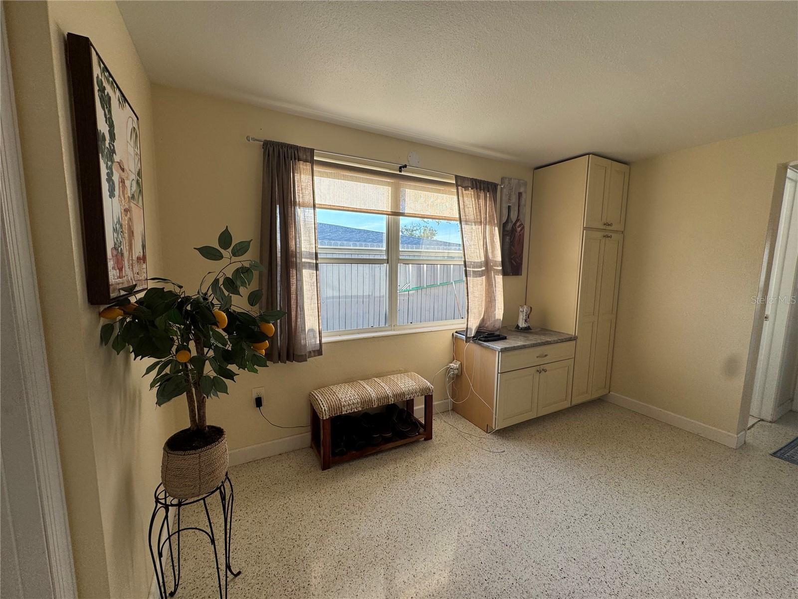 Image 21 of 44 For 4940 Picture Avenue