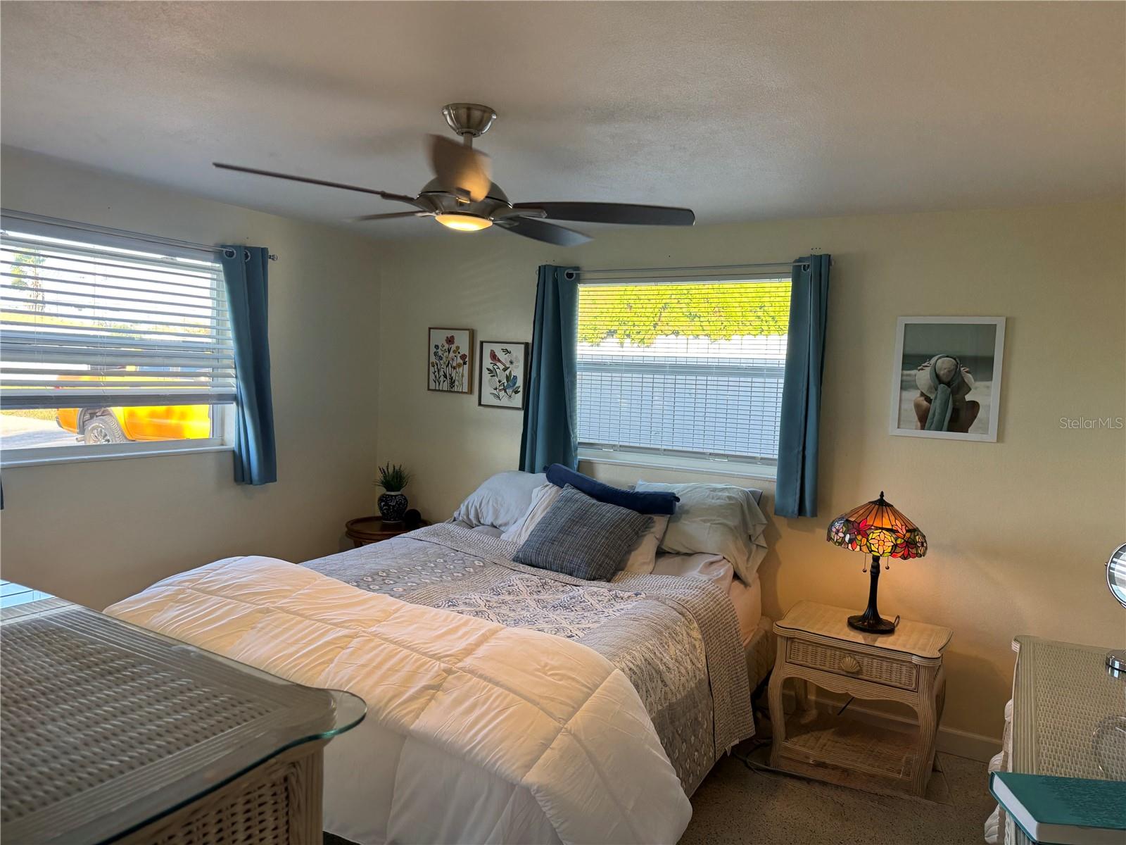 Image 27 of 44 For 4940 Picture Avenue