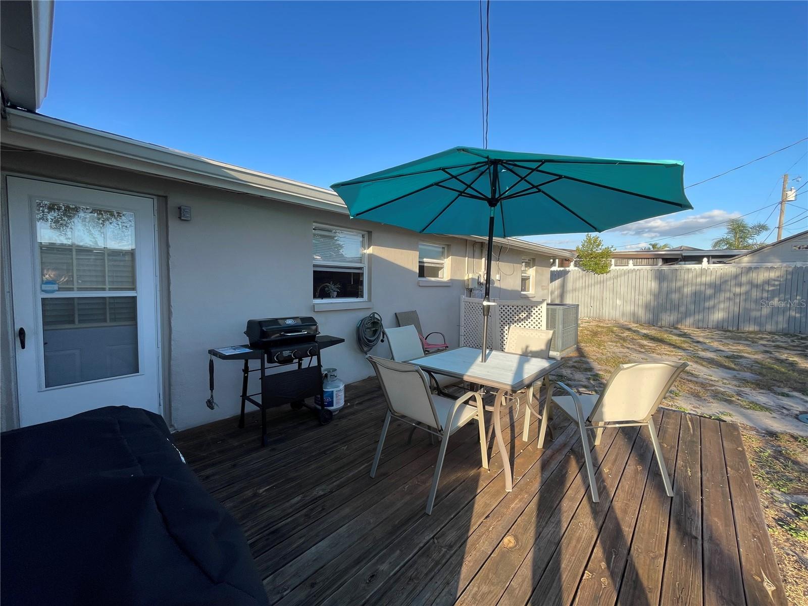 Image 40 of 44 For 4940 Picture Avenue