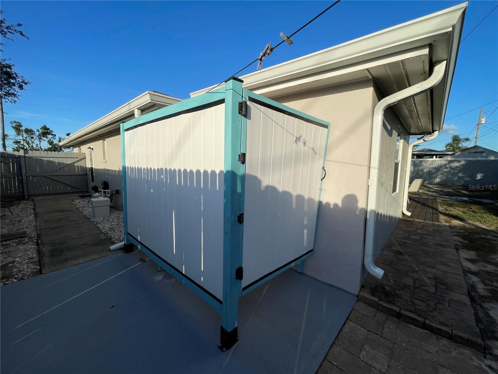 Image 41 of 44 For 4940 Picture Avenue