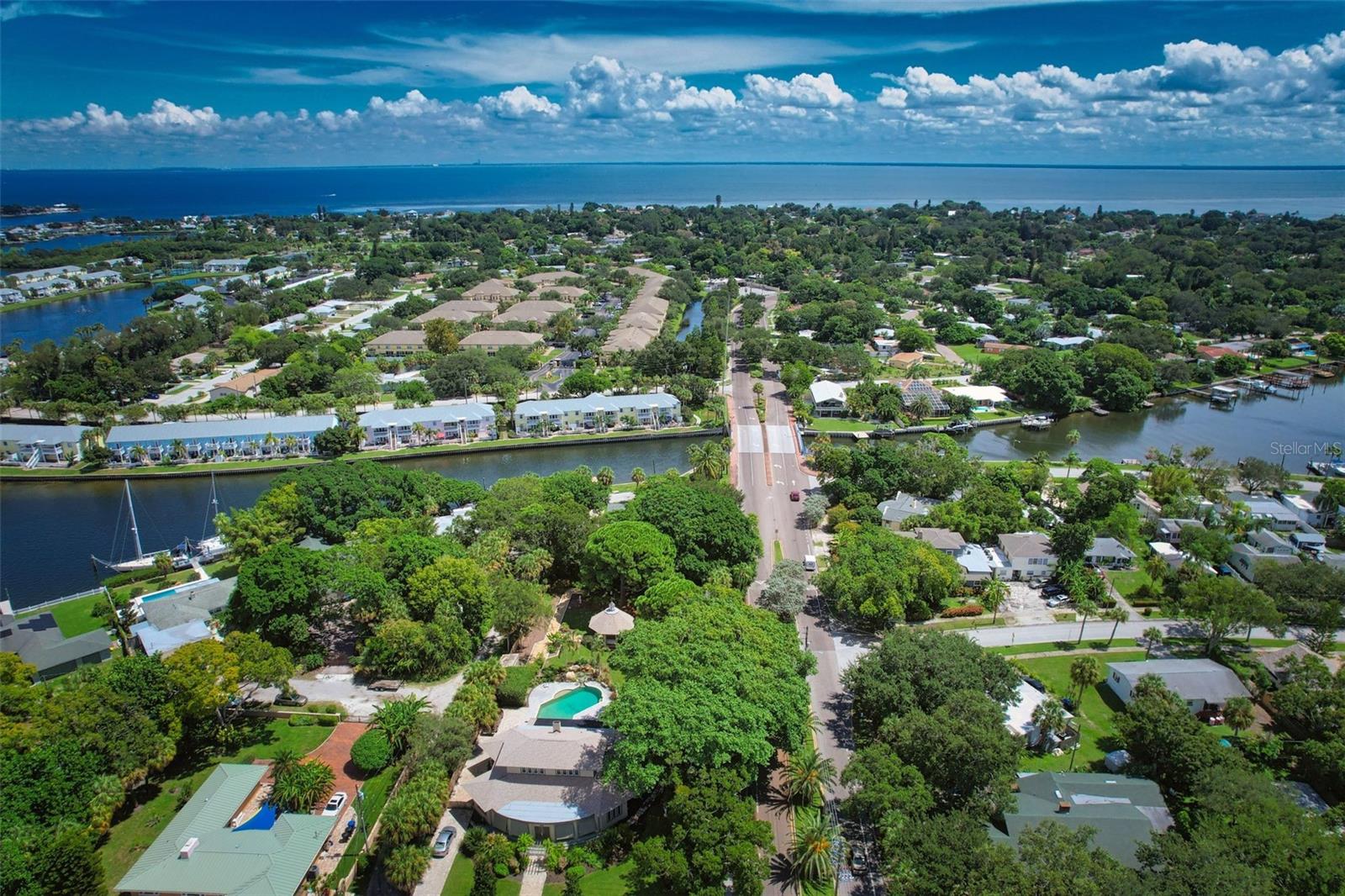 Image 5 of 24 For 430 39th Avenue S