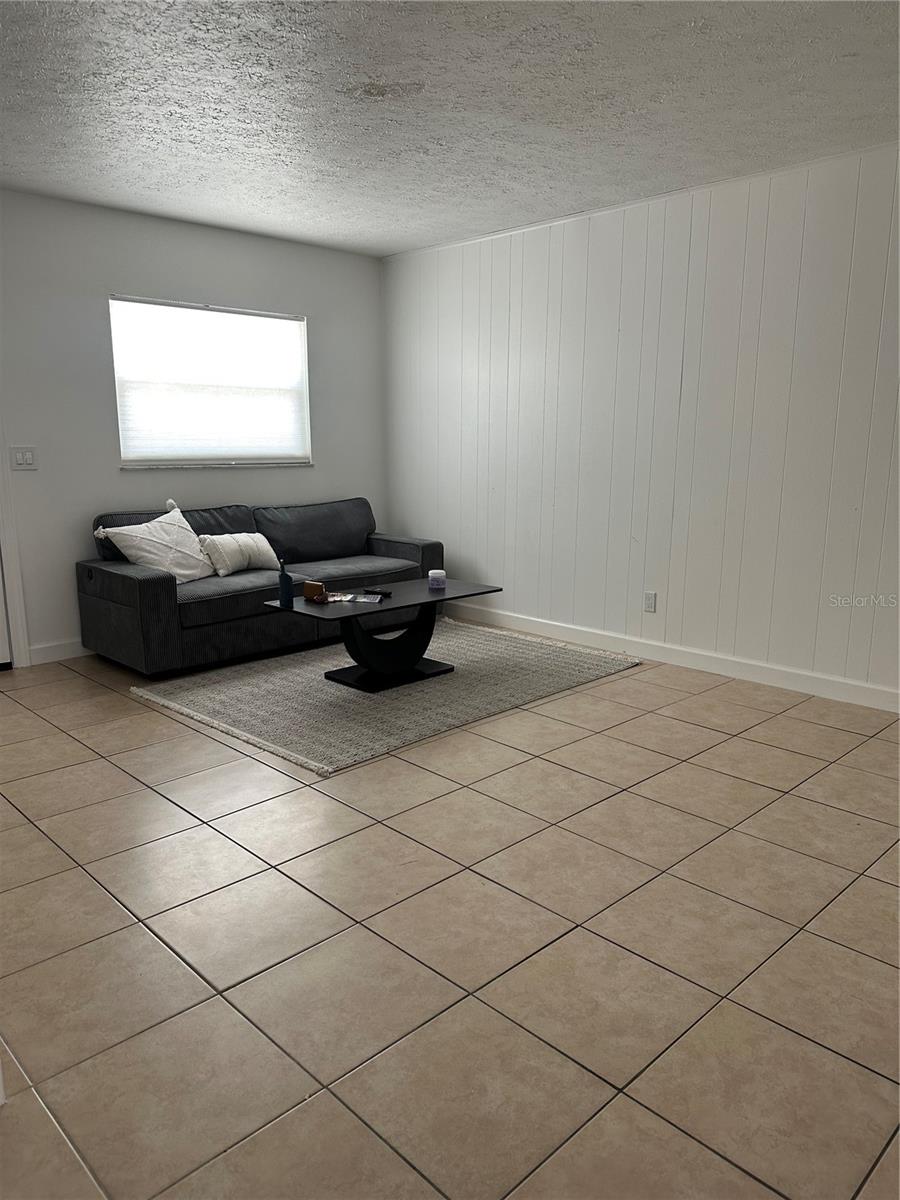 Image 3 of 9 For 1909 Green Street