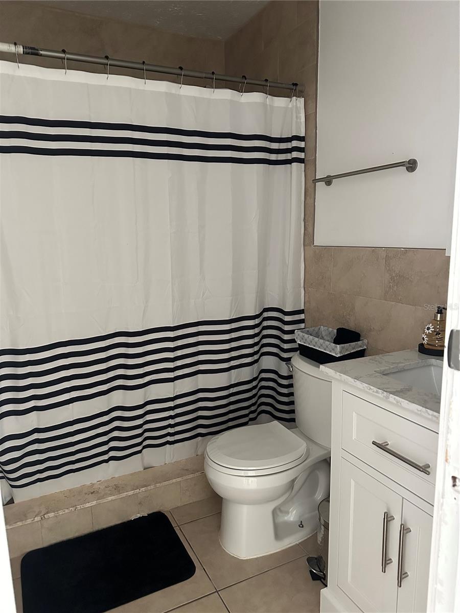 Image 6 of 9 For 1909 Green Street