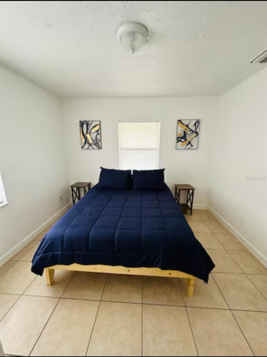 Image 8 of 9 For 1909 Green Street