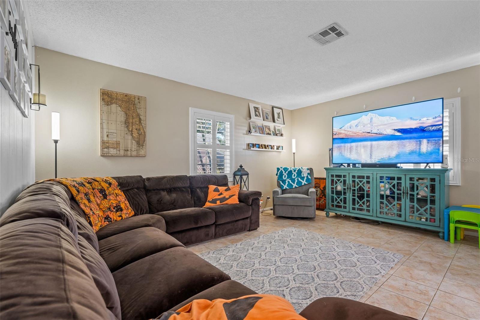 Image 4 of 33 For 5558 57th Way N