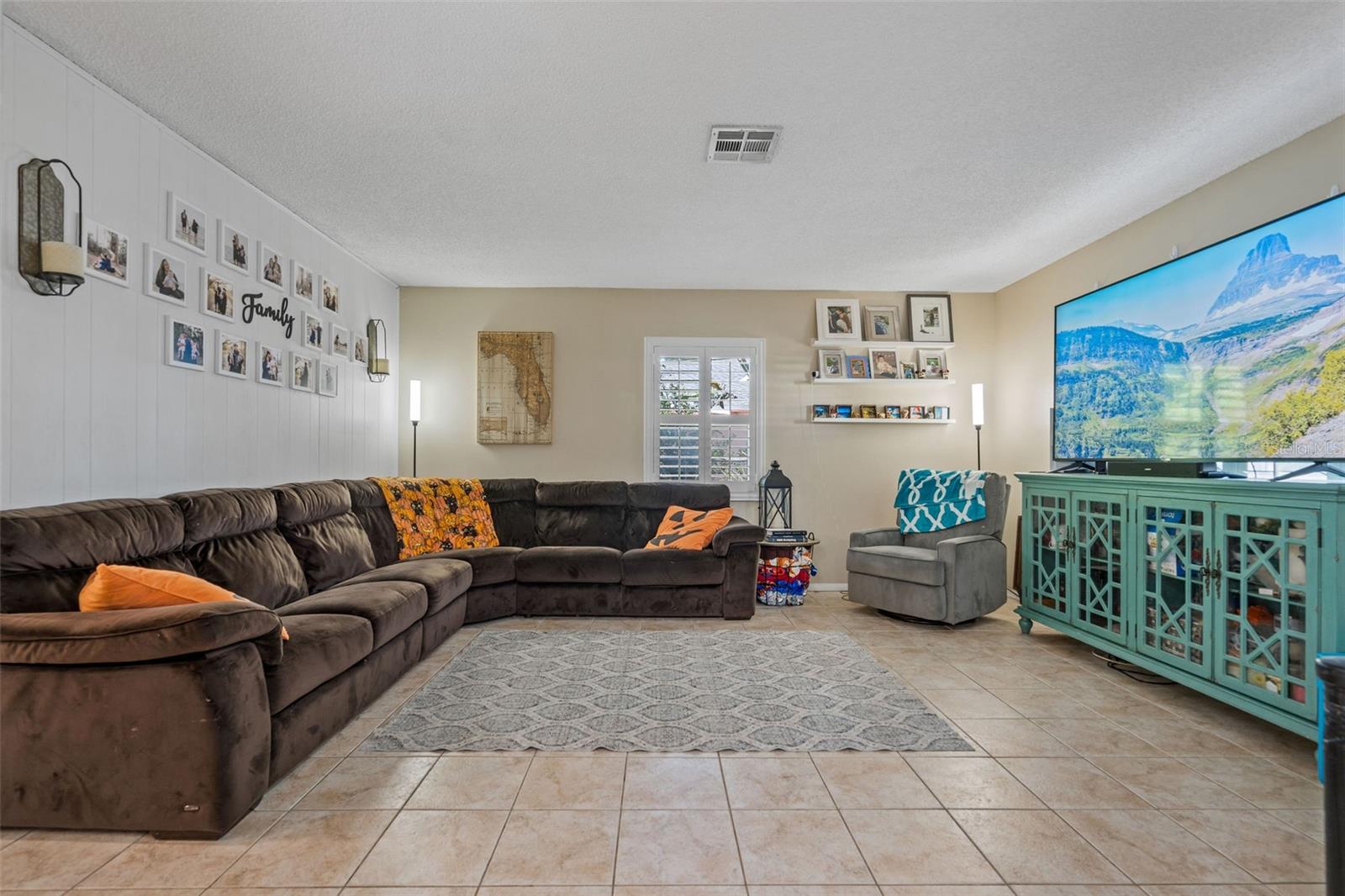 Image 5 of 33 For 5558 57th Way N