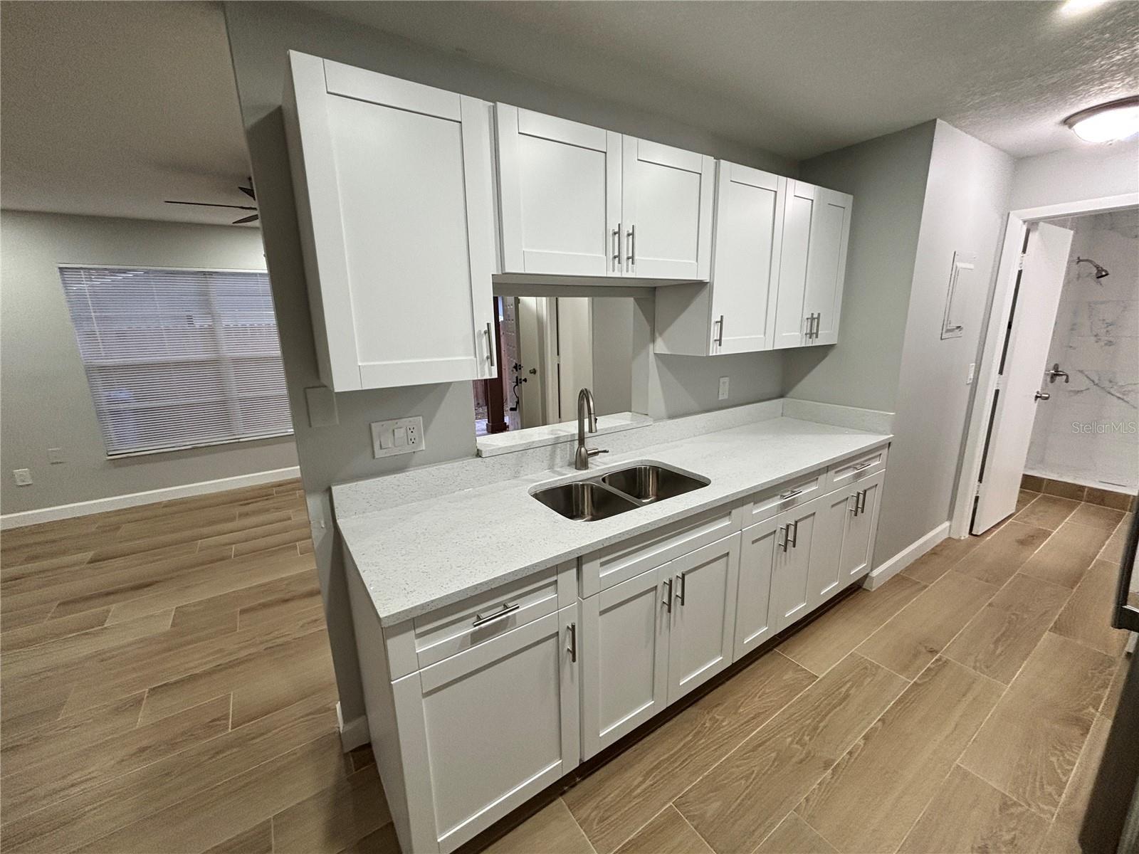 Image 11 of 23 For 14025 Village View Drive