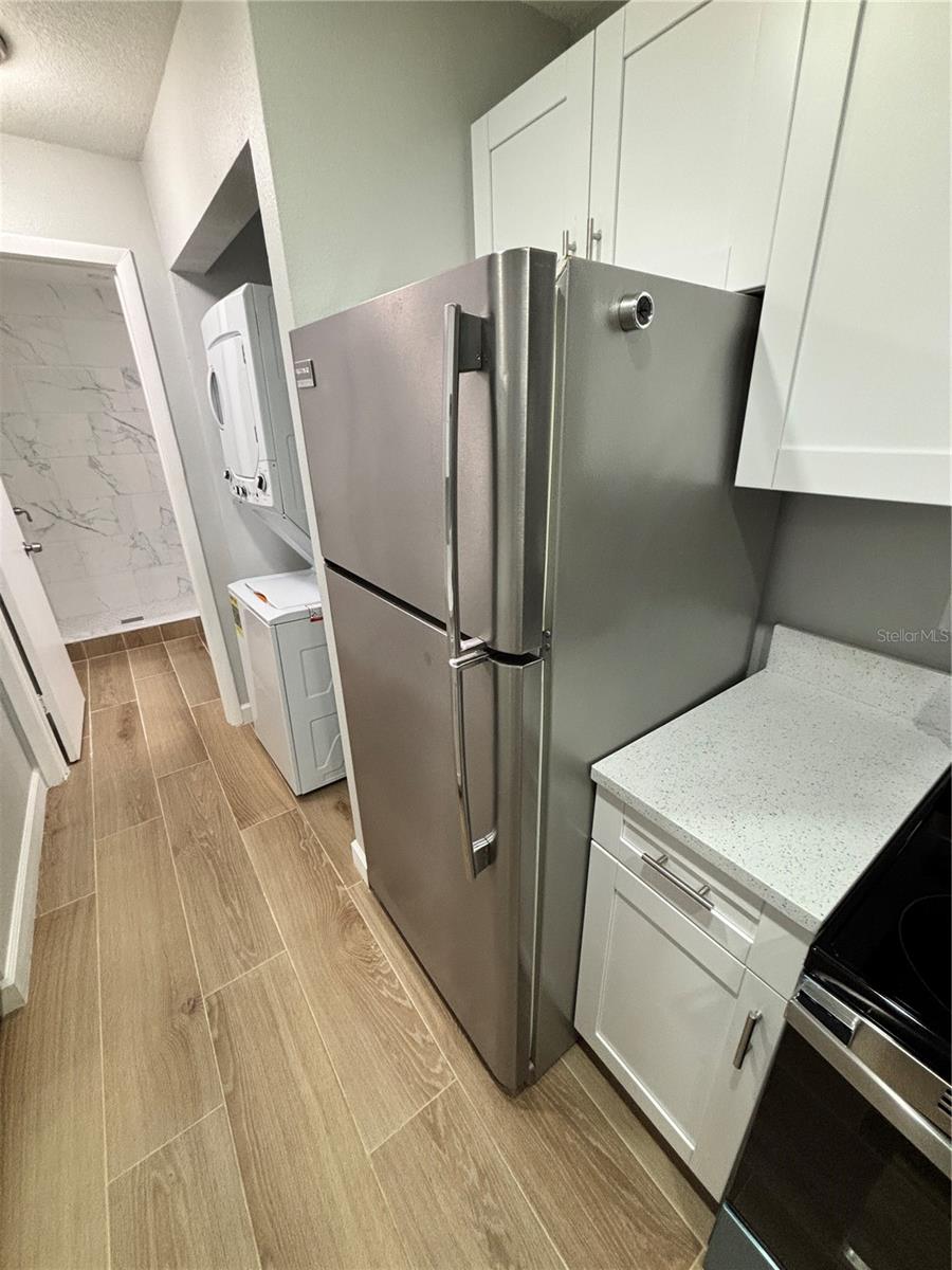 Image 14 of 23 For 14025 Village View Drive