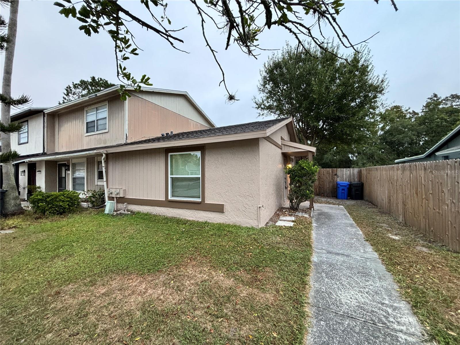 Image 21 of 23 For 14025 Village View Drive