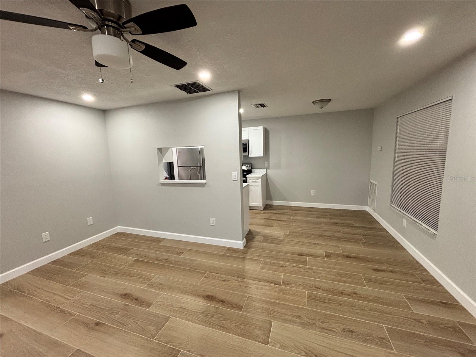 Image 9 of 23 For 14025 Village View Drive