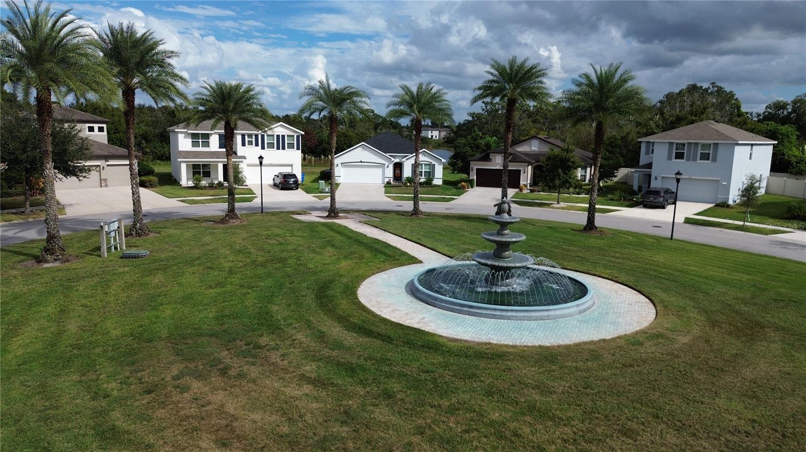 Image 10 of 54 For 5004 Bella Armonia Circle