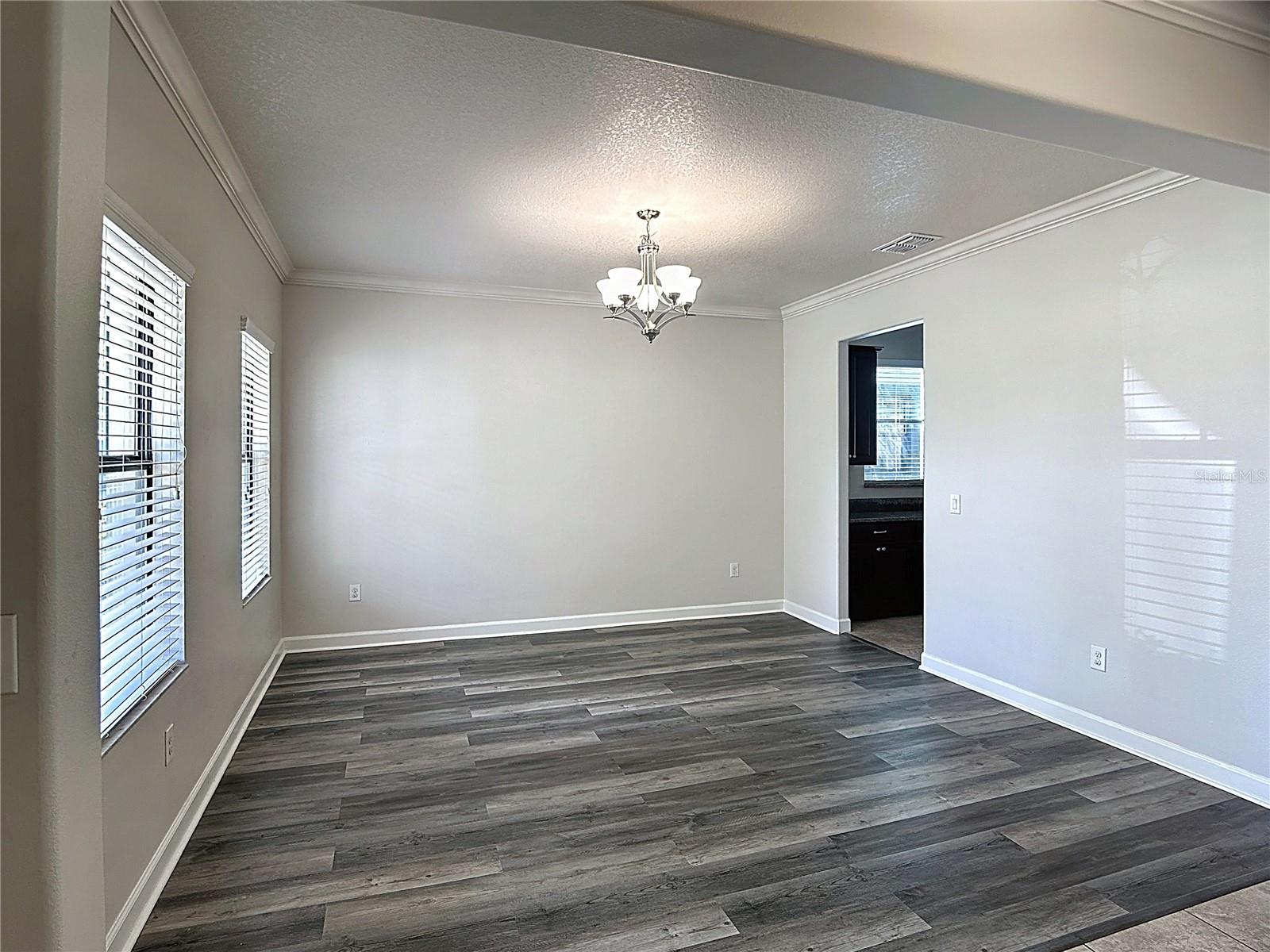 Image 20 of 54 For 5004 Bella Armonia Circle