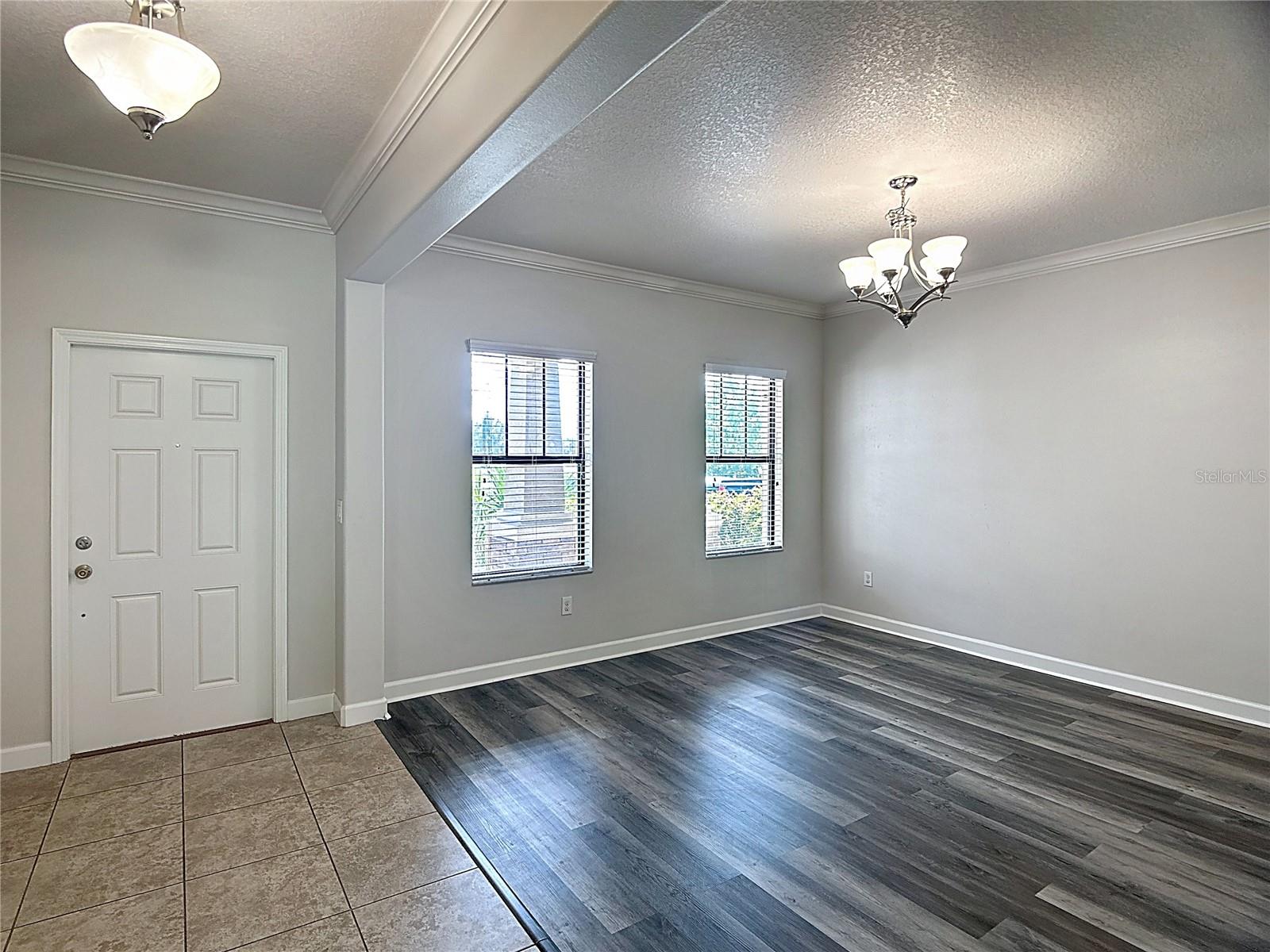 Image 21 of 54 For 5004 Bella Armonia Circle