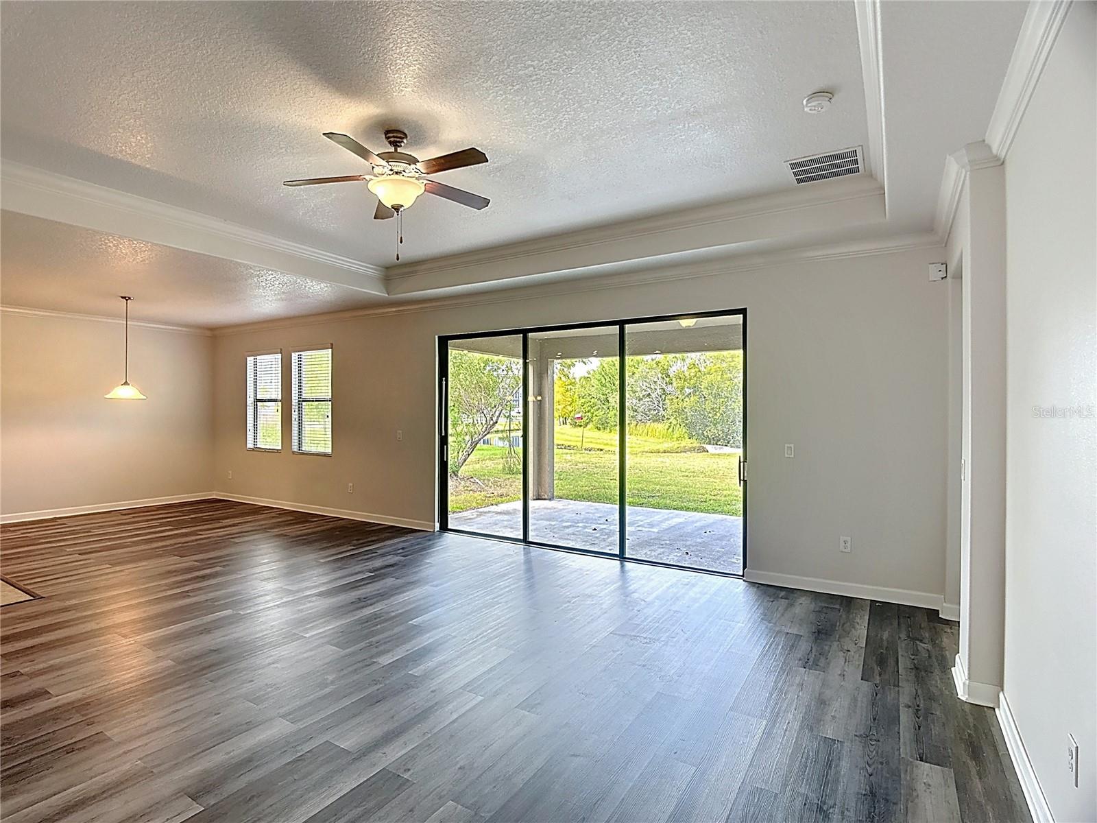 Image 30 of 54 For 5004 Bella Armonia Circle