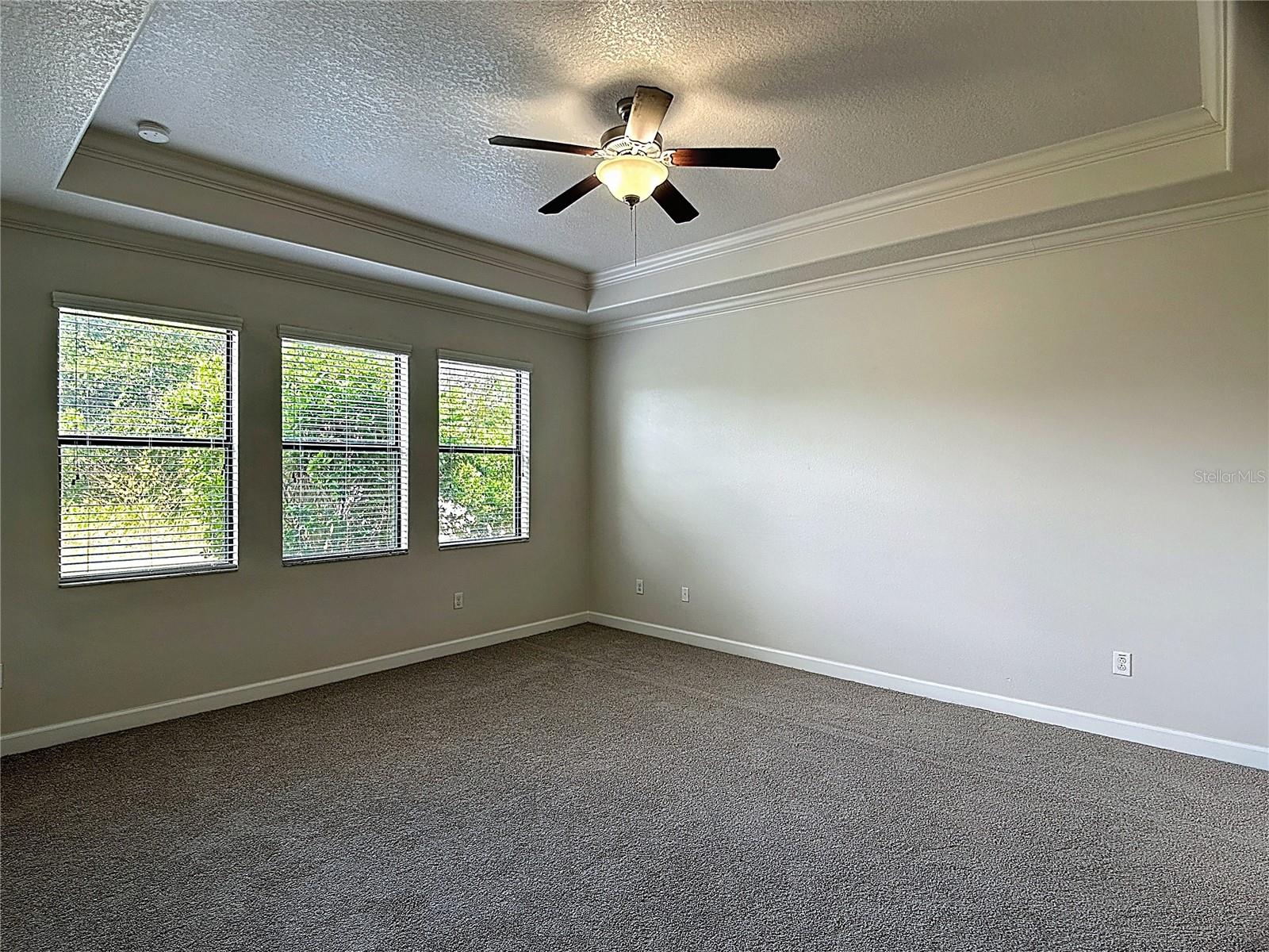 Image 32 of 54 For 5004 Bella Armonia Circle