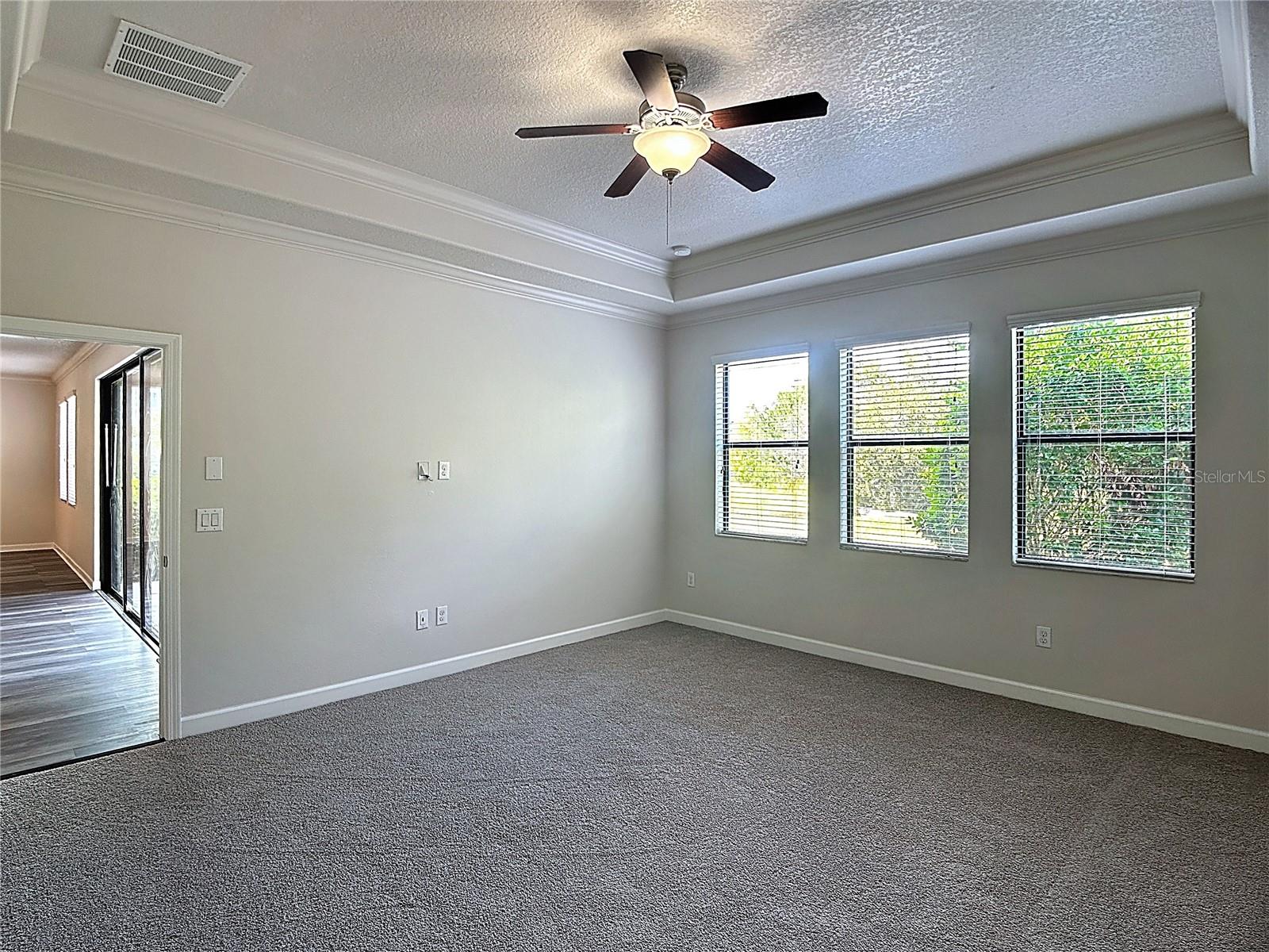 Image 33 of 54 For 5004 Bella Armonia Circle