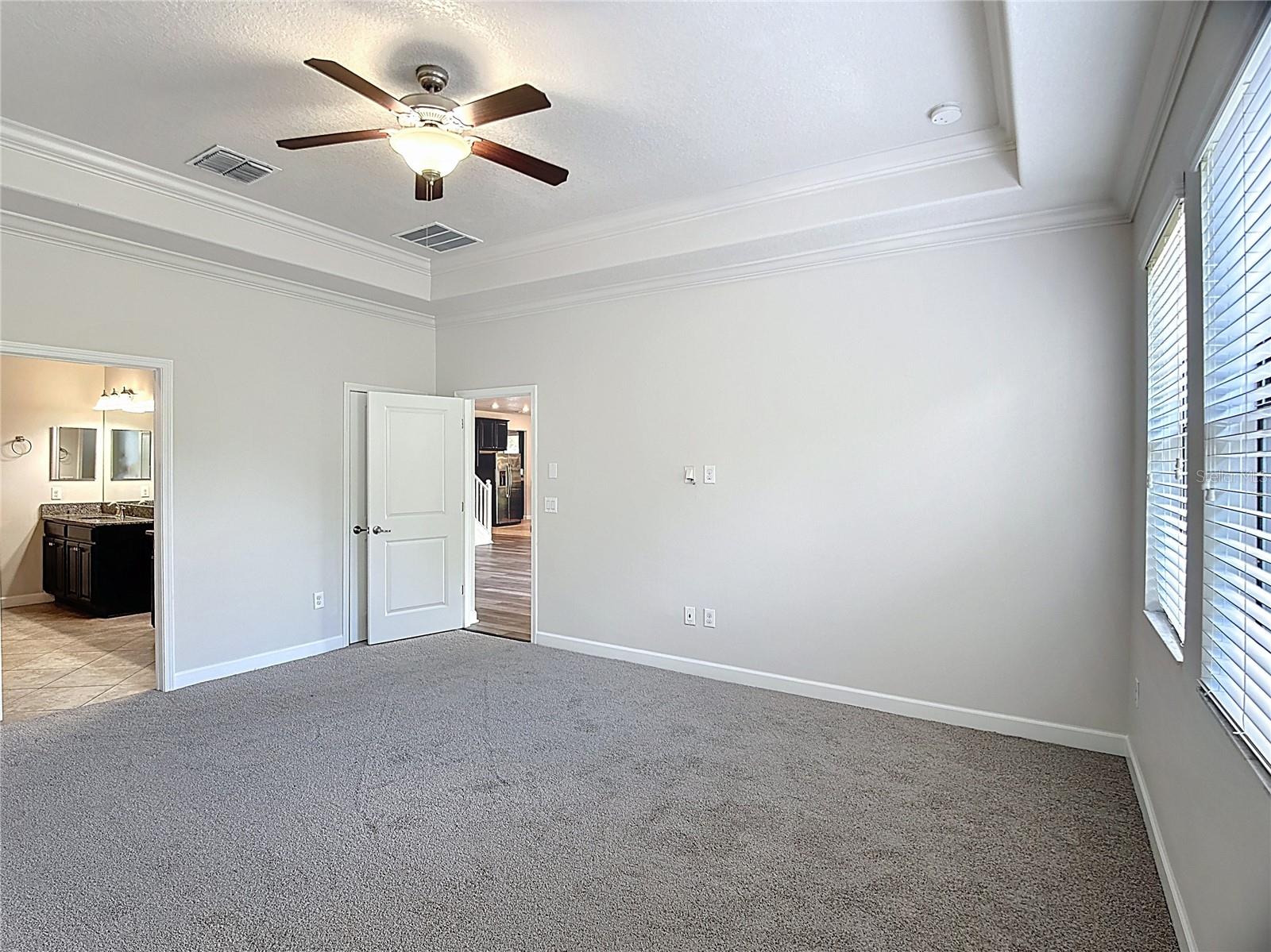 Image 34 of 54 For 5004 Bella Armonia Circle