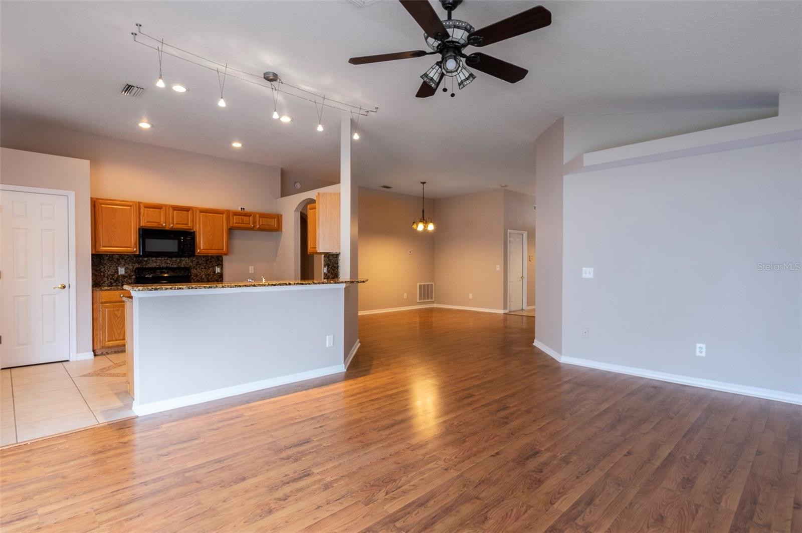 Image 19 of 42 For 15017 Shaw Road