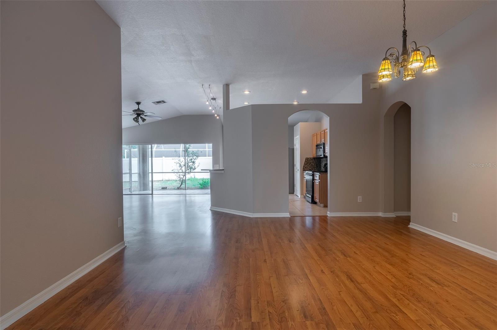 Image 6 of 42 For 15017 Shaw Road