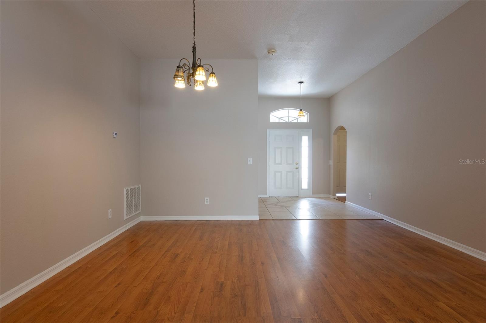 Image 7 of 42 For 15017 Shaw Road