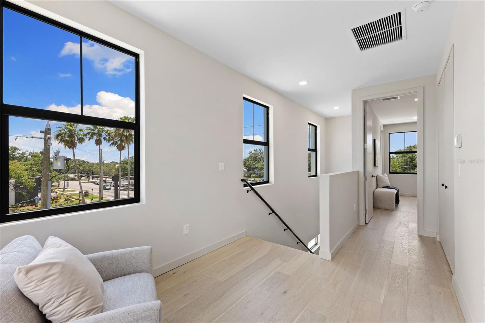 Image 10 of 56 For 2205 16th Street N