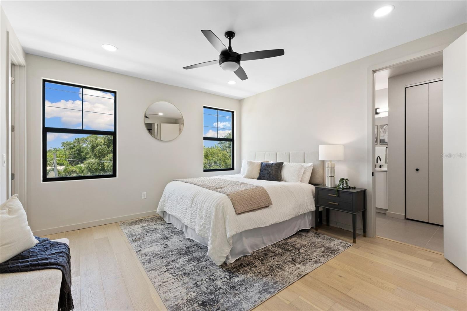 Image 11 of 56 For 2205 16th Street N