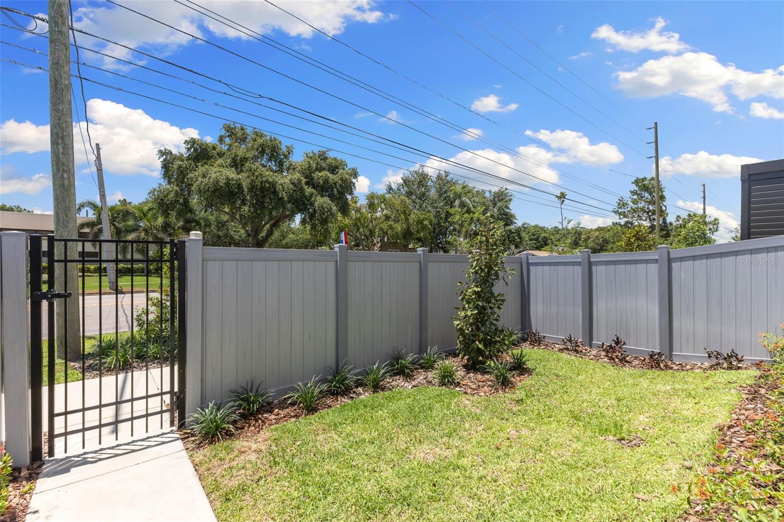 Image 20 of 56 For 2205 16th Street N