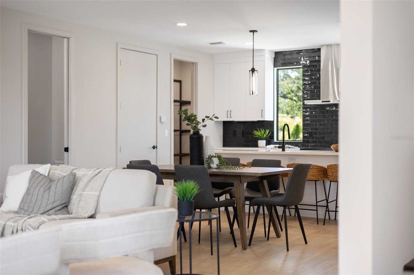 Image 32 of 56 For 2205 16th Street N