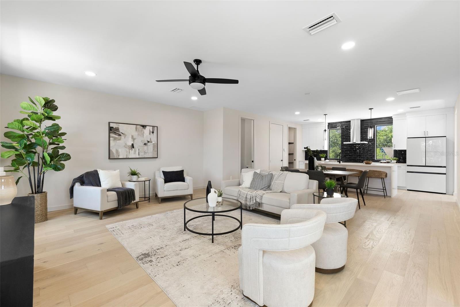 Image 35 of 56 For 2205 16th Street N