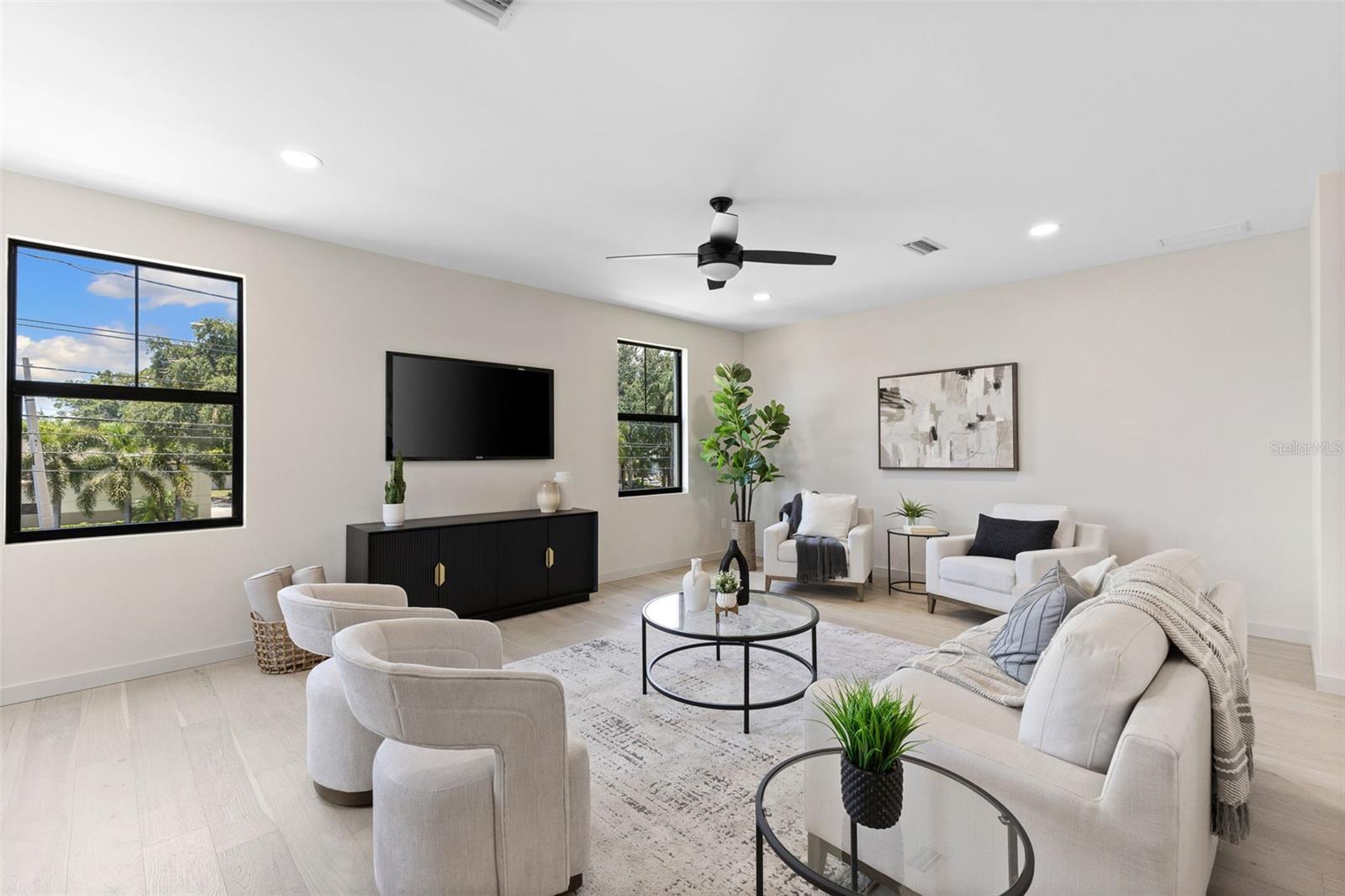 Image 7 of 56 For 2205 16th Street N