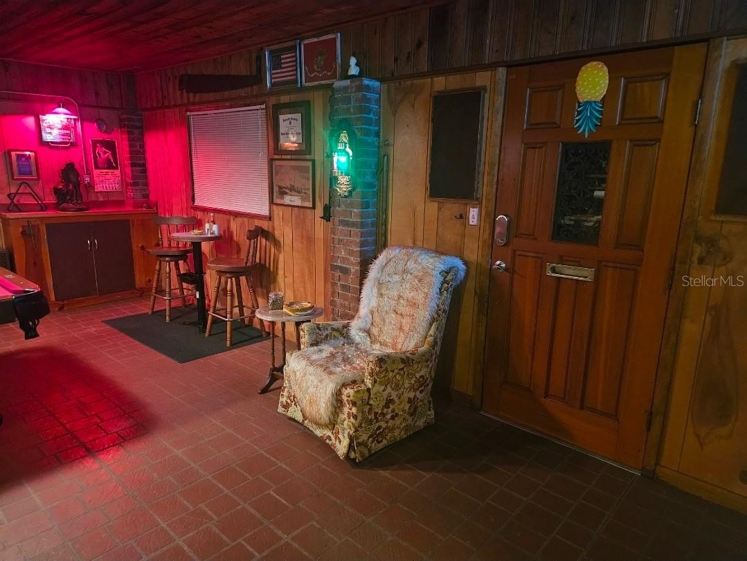 Image 27 of 44 For 1109 Burton Street