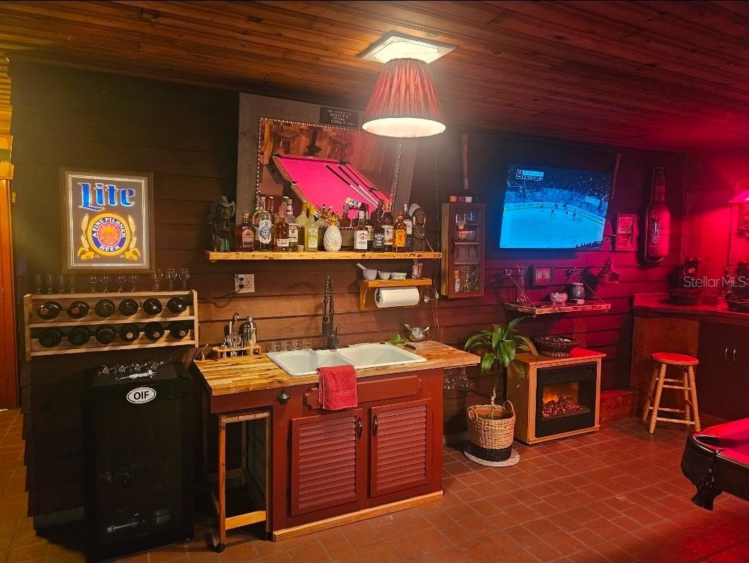 Image 28 of 44 For 1109 Burton Street