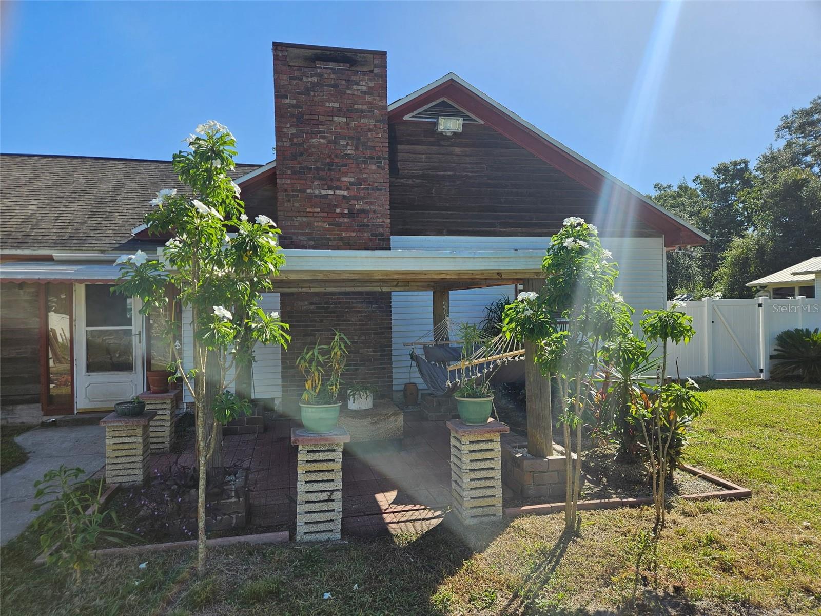 Image 42 of 44 For 1109 Burton Street