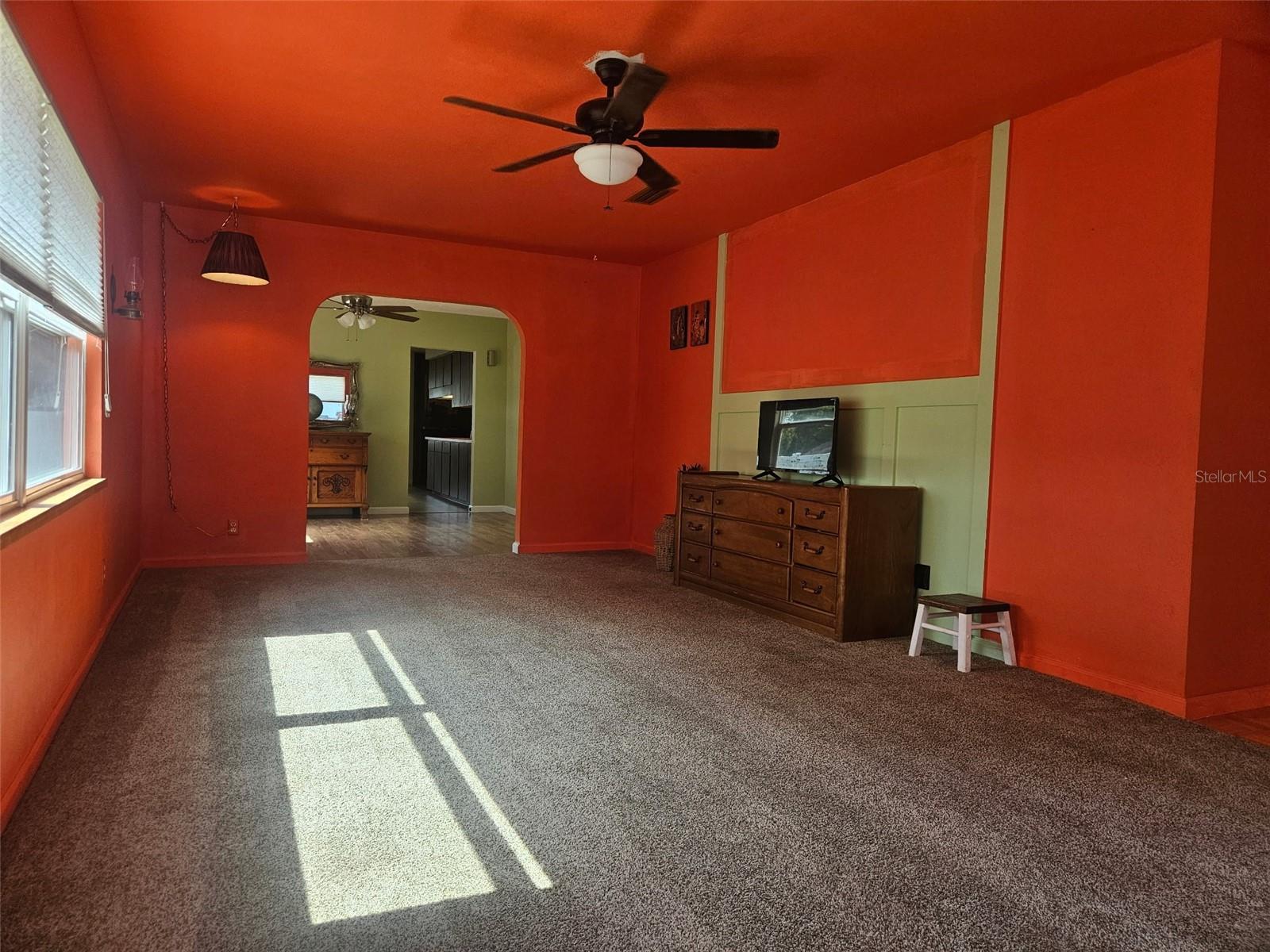 Image 5 of 44 For 1109 Burton Street