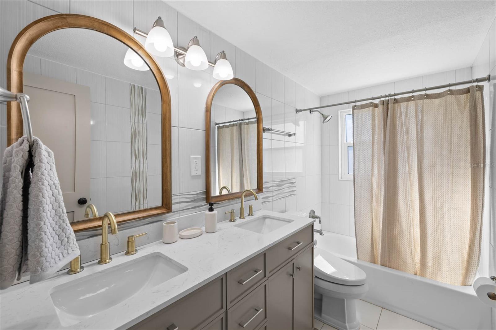 Image 17 of 39 For 4451 San Juan Drive